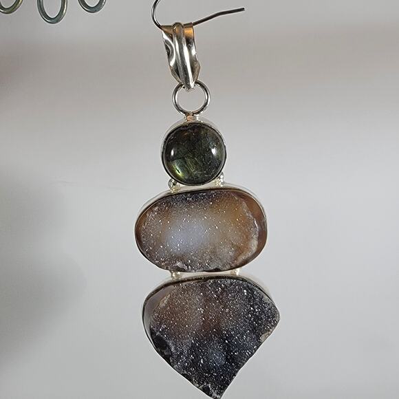 Handmade Silver Pendant with Labradorite and Druzy Quartz - Picture 1 of 10